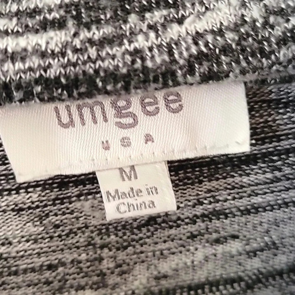 Umgee Gray Oversized Boxy Dolman Sleeve Cowl Neck Poncho Sweater - Size Medium - Picture 6 of 7